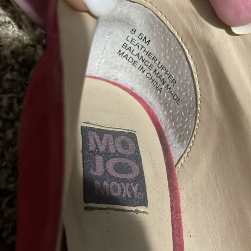 Mojo Moxy Size 8.5 Red Heel - image 4